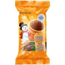 Eis mit Schokogeschmack im Waffelbecher Eis mit Schokogeschmack im Waffelbecher