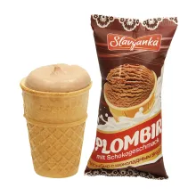 Eiskrem Slavyanka mit Schokogeschmack im.. Eiskrem Slavyanka mit Schokogeschmack im..