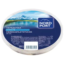 Heringsfiletstücke (Clupea harengus) in .. Heringsfiletstücke (Clupea harengus) in ..