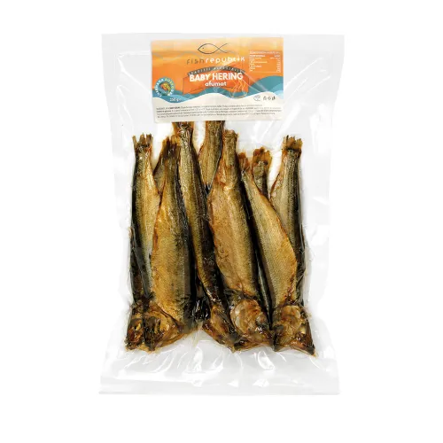 Deltaica-Baby hering afumat Strömling (Hering) mit Kopf, ausgenommen, gesalzen und geräuchert.