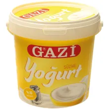Sahnejoghurt mit 10% Fett Sahnejoghurt mit 10% Fett