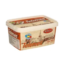 Rumänischer Käse aus pasteurisierter Kuh.. Rumänischer Käse aus pasteurisierter Kuh..