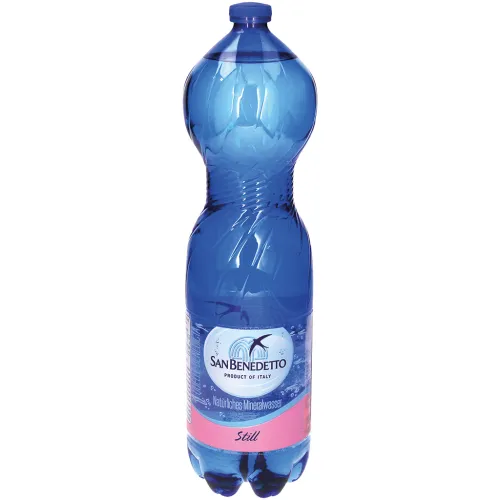 Natürliches Mineralwasser ohne Kohlensäure