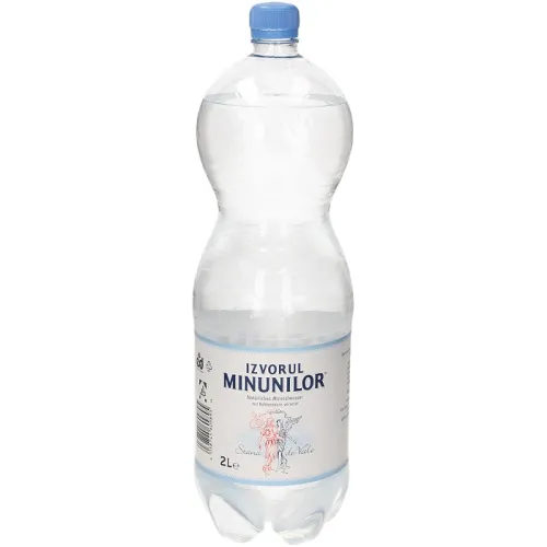 Natürliches Mineralwasser mit Kohlensäure versetzt