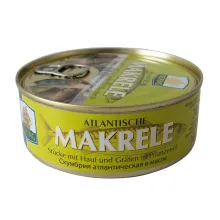 Makrele - Stücke mit Haut und Gräten in .. Makrele - Stücke mit Haut und Gräten in ..