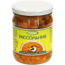 Russische Salzgurkensuppe 