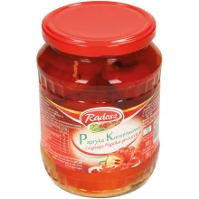 Eingelegte Paprika, geviertelt Eingelegte Paprika, geviertelt