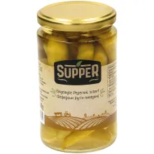 Eingelegte Peperoni, scharf Eingelegte Peperoni, scharf