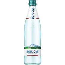 Natürliches Mineralwasser mit Kohlensäur.. Natürliches Mineralwasser mit Kohlensäur..