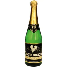 Aromatisiertes weinhaltiges Getränk 