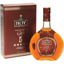 Weinbrand (Brandy) 5* Geschenkbox, 40% v.. Weinbrand (Brandy) 5* Geschenkbox, 40% v..