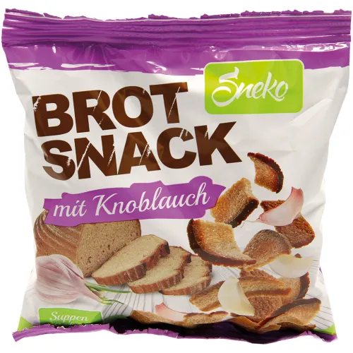 Snack aus geröstetem Weizen-Roggenmischbrot mit Knoblauch