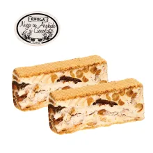 Nugat mit gebackenen Erdnüssen, Schokola.. Nugat mit gebackenen Erdnüssen, Schokola..