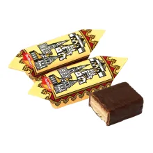 Waffelkonfekt in kakaohaltiger Fettglasu..