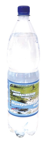 Natürliches Mineralwasser mit Kohlensäure versetzt
